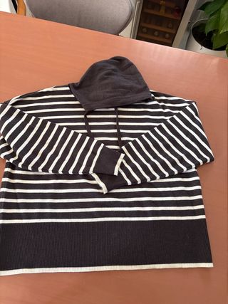 Sudadera de punto a rayas