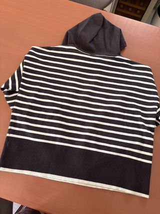 Sudadera de punto a rayas