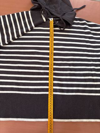 Sudadera de punto a rayas
