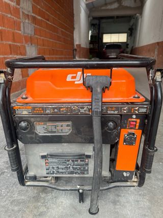 Generador DJI D12000iE Reparado