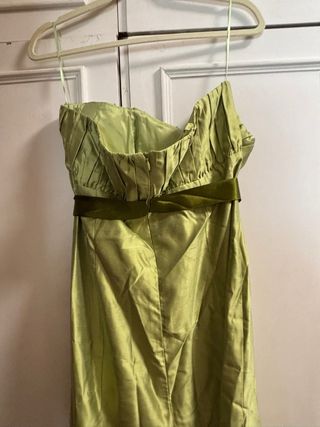 Vestido de fiesta verde y dorado