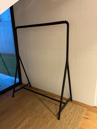 Burro perchero metálico negro