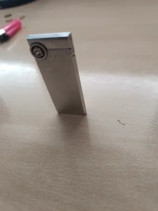 Mechero de colección plateado