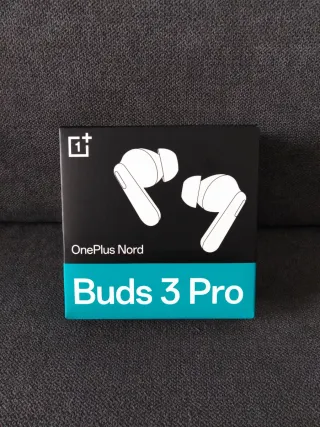 OnePlus Nord 2T + Buds 3 Pro
