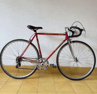 Bicicleta Carretera Vintage Roja