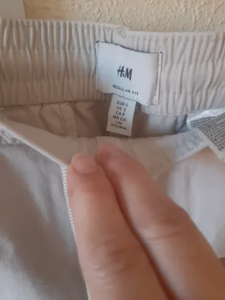 Pantalón cargo H&M beige