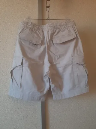 Pantalón cargo H&M beige