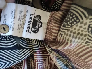 Mono corto estampado asimétrico