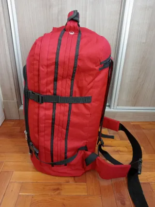 Mochila - Maletin de viaje Rojo y Negra