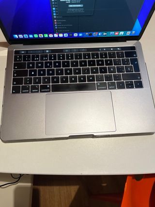 MacBook Pro 13 Intel Core i7 macOS Sequoia