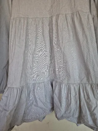 Vestido corto Zara gris rayas