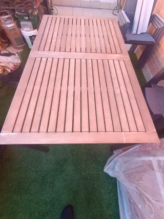 Mesa de jardín madera y metal