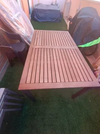 Mesa de jardín madera y metal