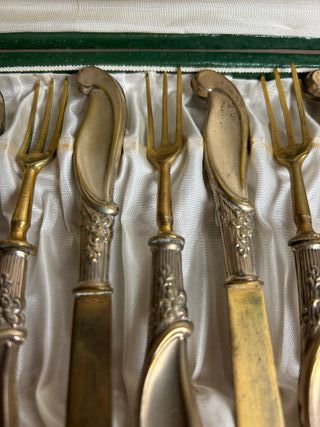 Estuche cubertería antigua