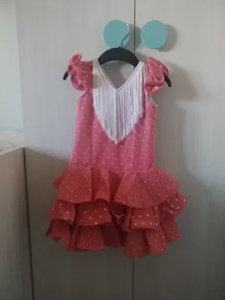 Traje de flamenca para niña