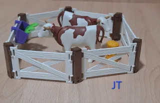 Playmobil Granja con Vacas y Accesorios