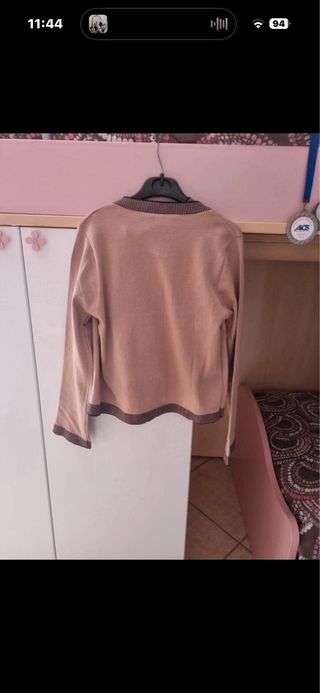 Cardigan e top con maniche donna beige e marrone