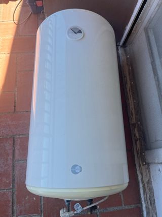 Termo eléctrico Equation blanco