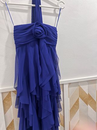 Vestido de fiesta azulón con flor