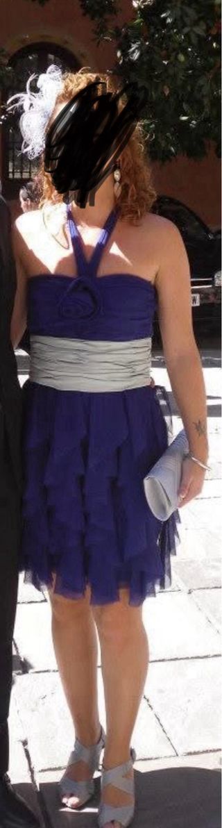 Vestido de fiesta azulón con flor