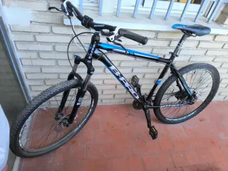 Bicicleta BPRO Montaña Negra y Azul