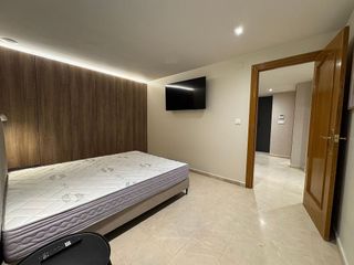 Piso en alquiler en Ensanche - Diputación en Alicante