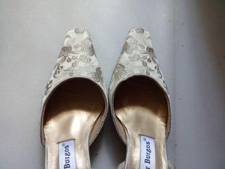 Zapatos de tacón nº35 marca Pilar Burgos