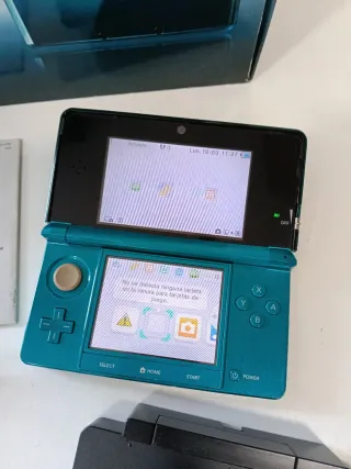Nintendo 3DS Aqua Blue