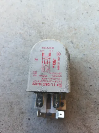 Condensador Iskra F 11.126/676-322 9000 676768