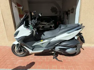 Kymco Xciting 400i Maxi Scooter