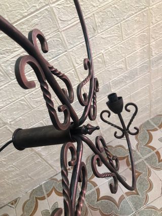 Lámpara de forja estilo araña