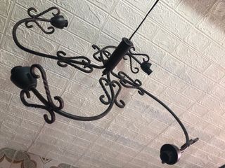 Lámpara de forja estilo araña