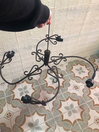 Lámpara de forja estilo araña