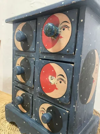 Mueblecito Cajones Sol y Luna Madera