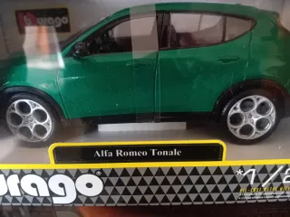 Modellino Burago Alfa Romeo Tonale 1/24, nuovo