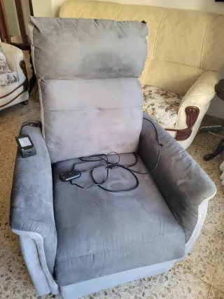 Sillón reclinable eléctrico gris