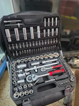 Maletín de herramientas 108 piezas