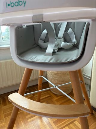 Trona infantil madera y gris