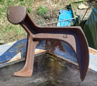 Vecchio attrezzo da calzolaio