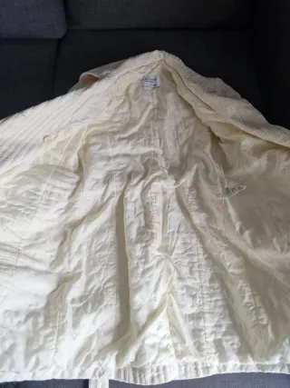 Abrigo de paño beige