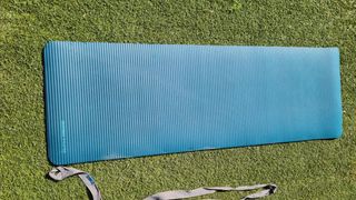 Esterilla yoga / pilates Decathlon con correa