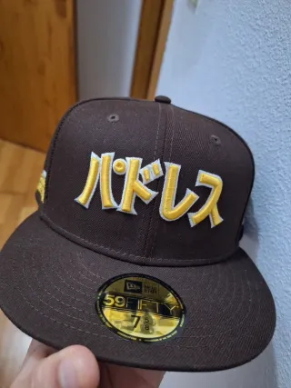 Gorra New Era 59FIFTY Padres Marrón y Oro
