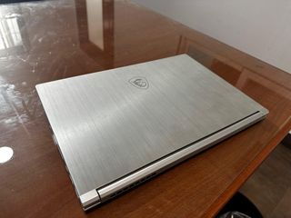 MSI Modern 14 A10M-600XES Intel Core i5