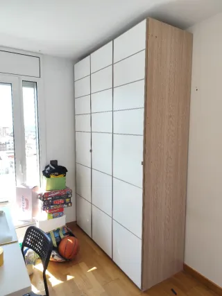 URGE VENDER HOY POR TRASLADO. Armario de madera.