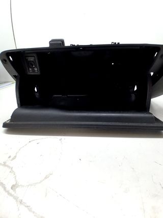 GUANTERA SKODA RAPID 749417