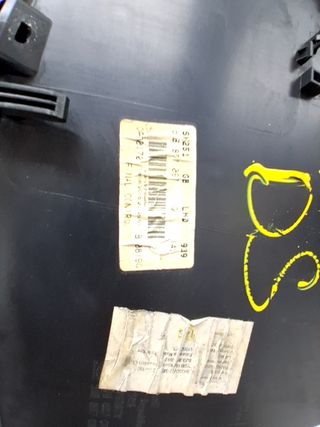 GUANTERA SKODA RAPID 749417