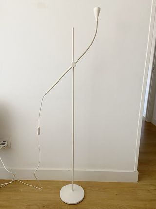 Lámpara de pie Ikea Nävlinge
