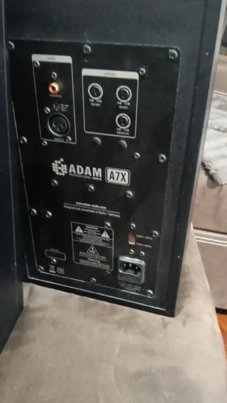 Monitores de Estudio ADAM Audio A7X