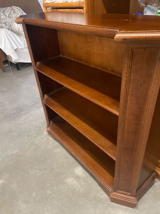 Estantería de madera recibidor