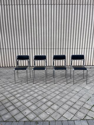 Sillas apilables estilo Bauhaus